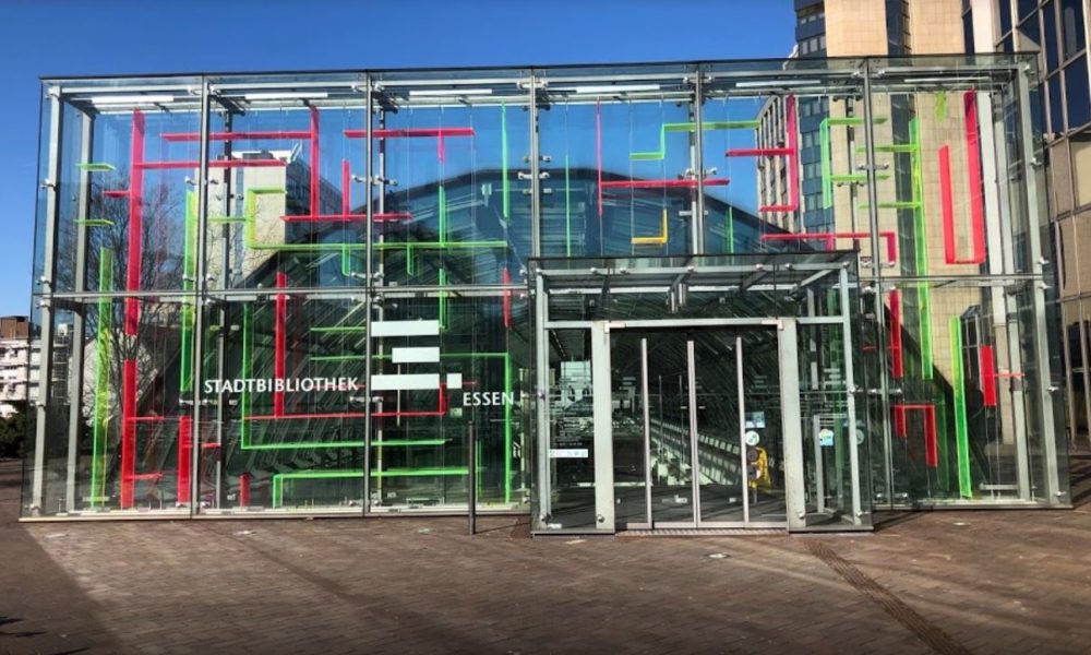 STADTBIBLIOTHEKeSSEN STADTBIBLIOTHEKeSSEN